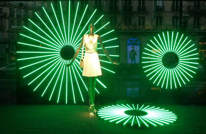 Printemps-color-geometric-light-window-display-Paris-11