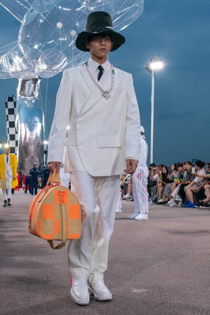 Desfile Louis Vuitton - Foto por: WWD